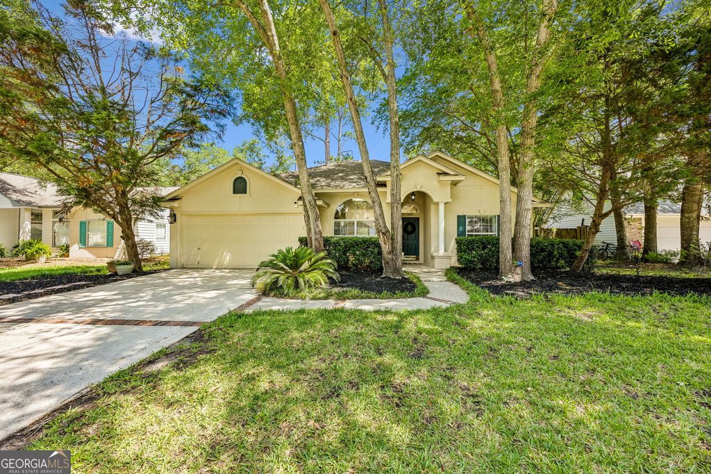 206 Hallowes Drive S, St. Marys, GA 31558