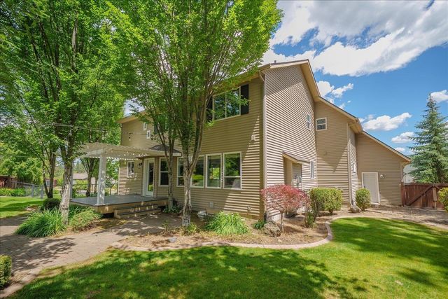 2406 S Scenic Blvd, Spokane, WA 99224