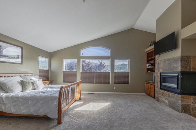 18300 Meadow Song Way, Salinas, CA 93908