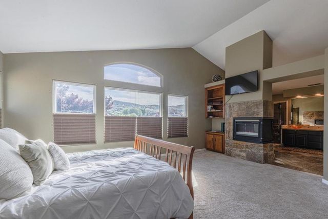 18300 Meadow Song Way, Salinas, CA 93908