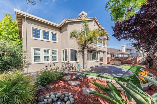 18300 Meadow Song Way, Salinas, CA 93908