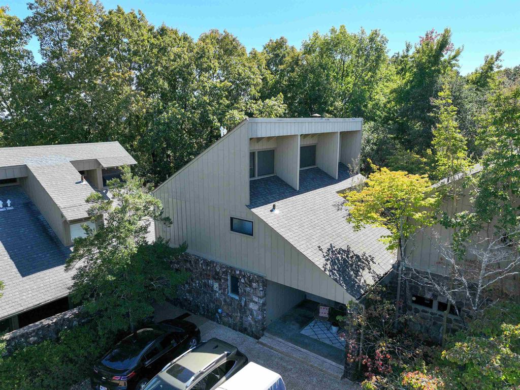 458 E Orchard Court, Heber Springs, AR 72543