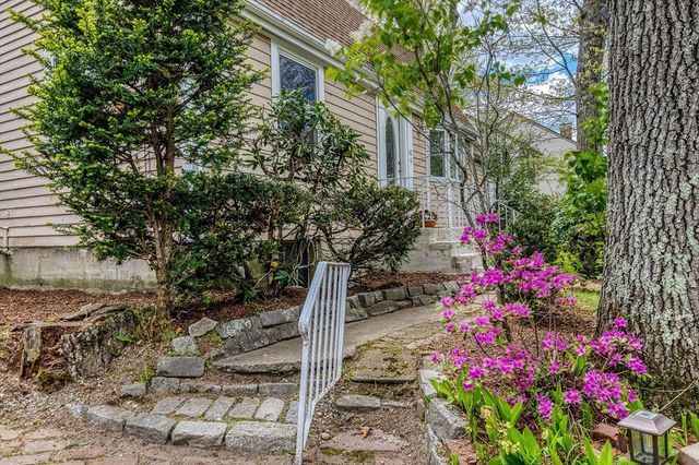 42 Stoughton Rd, Dedham, MA 02026