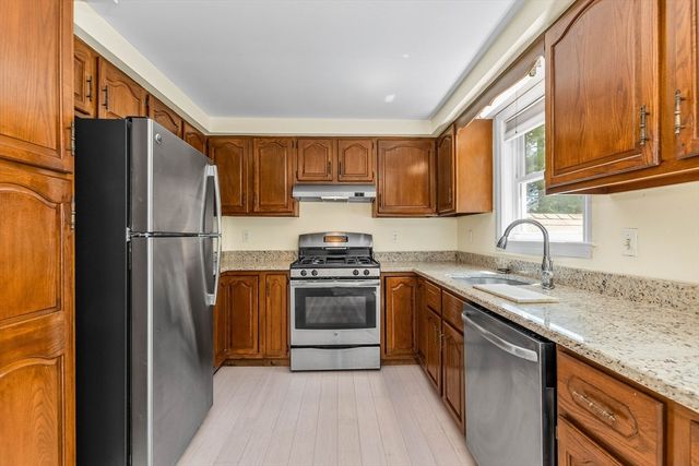 42 Stoughton Rd, Dedham, MA 02026