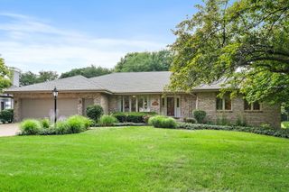 2847 Wedgewood Drive, Dekalb, IL 60115