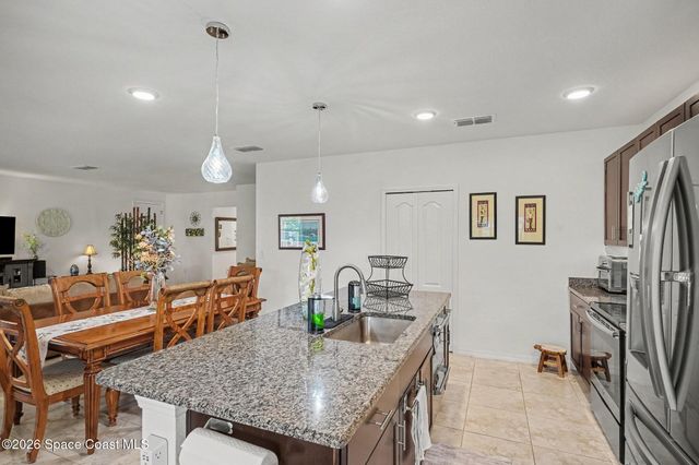 975 Sablon Street SE, Palm Bay, FL 32909