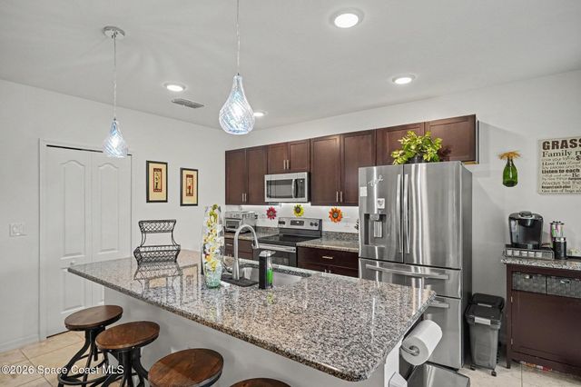 975 Sablon Street SE, Palm Bay, FL 32909