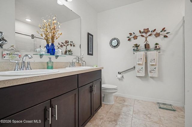 975 Sablon Street SE, Palm Bay, FL 32909