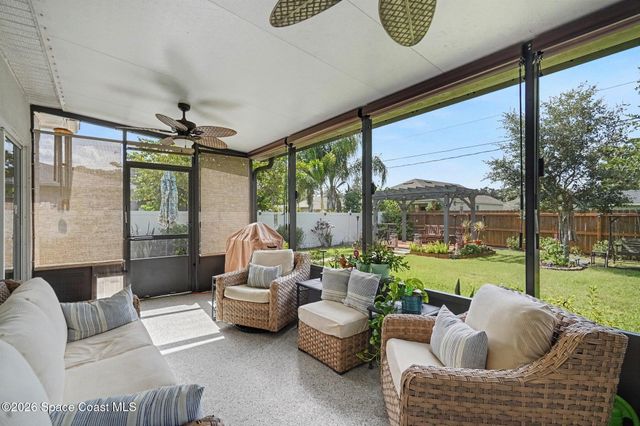 975 Sablon Street SE, Palm Bay, FL 32909