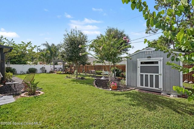 975 Sablon Street SE, Palm Bay, FL 32909