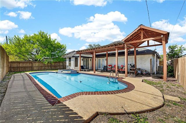 2606 N Georgia Avenue, Weslaco, TX 78599