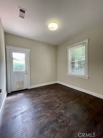 533 E Villa, Pasadena, CA 91101