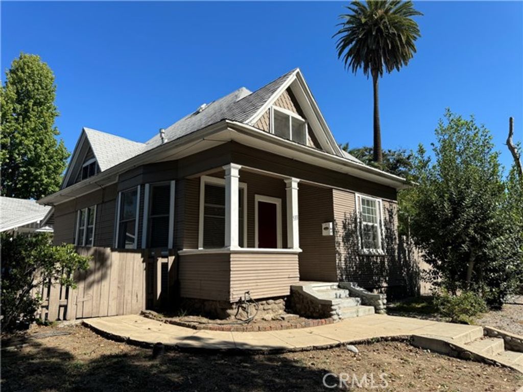 533 E Villa, Pasadena, CA 91101