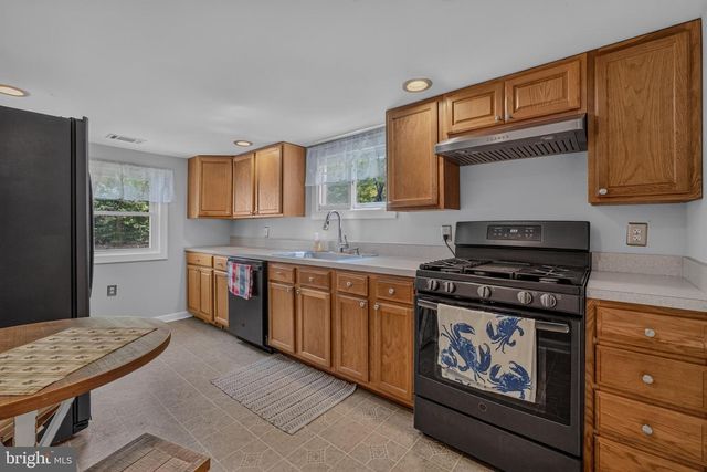 7935 CHICAMUXEN RD, Indian Head, MD 20640