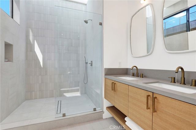 3949 Glenalbyn Drive, Los Angeles, CA 90065