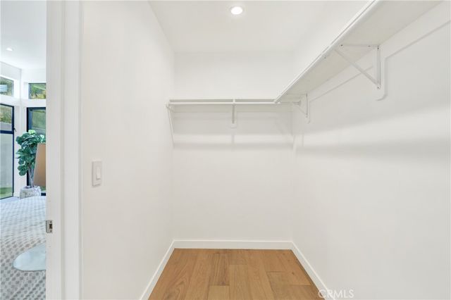 3949 Glenalbyn Drive, Los Angeles, CA 90065