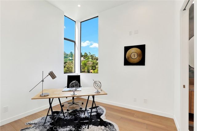 3949 Glenalbyn Drive, Los Angeles, CA 90065