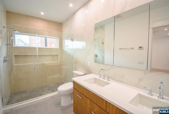 28 Prospect Street, Palisades Park, NJ 07650