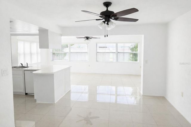 6480 31ST TERRACE N, St Petersburg, FL 33710