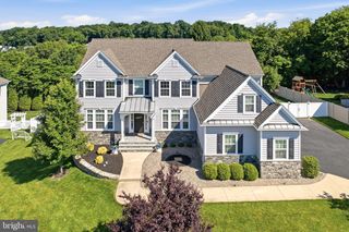10 GALLOP LN, West Chester, PA 19380