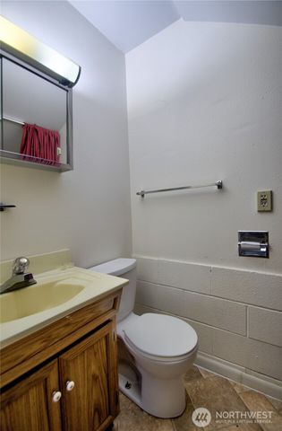 9444 Lundeen Road SW, Rochester, WA 98579