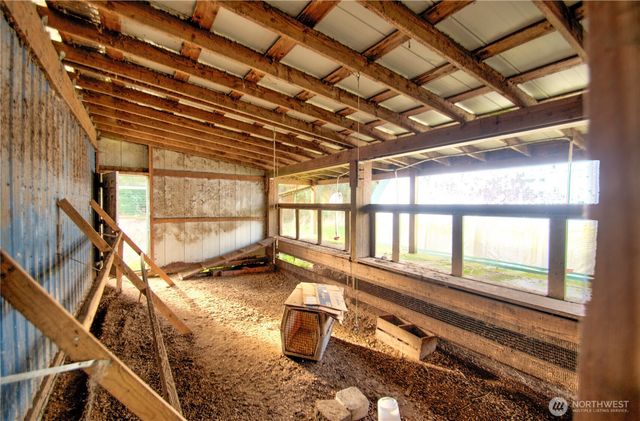 9444 Lundeen Road SW, Rochester, WA 98579