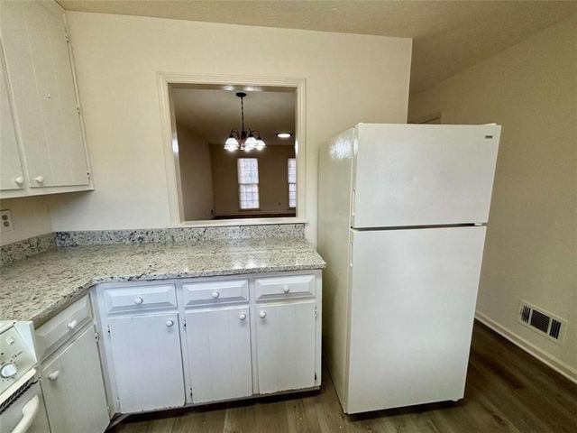 5296 Weyden Trail B, Norcross, GA 30071