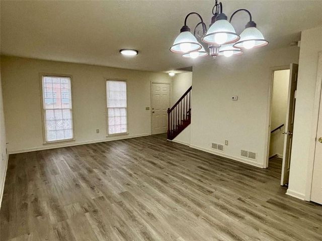 5296 Weyden Trail B, Norcross, GA 30071