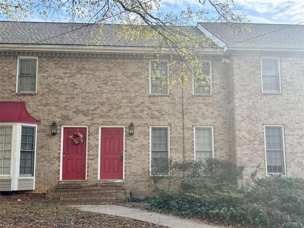 5296 Weyden Trail B, Norcross, GA 30071