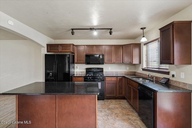 13043 N ZODIAC LOOP, Rathdrum, ID 83858