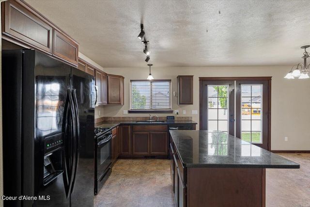 13043 N ZODIAC LOOP, Rathdrum, ID 83858