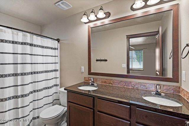 13043 N ZODIAC LOOP, Rathdrum, ID 83858