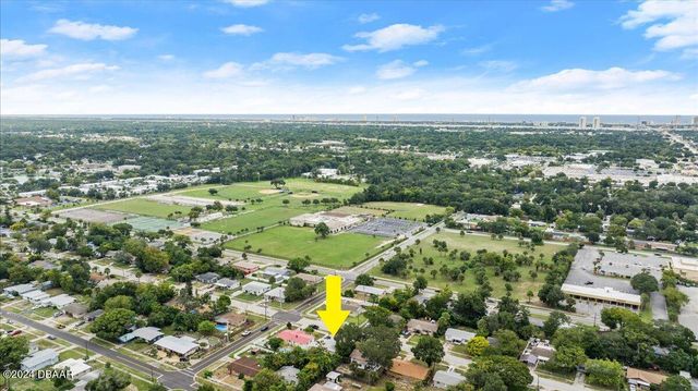 856 Essex Road, Daytona Beach, FL 32117