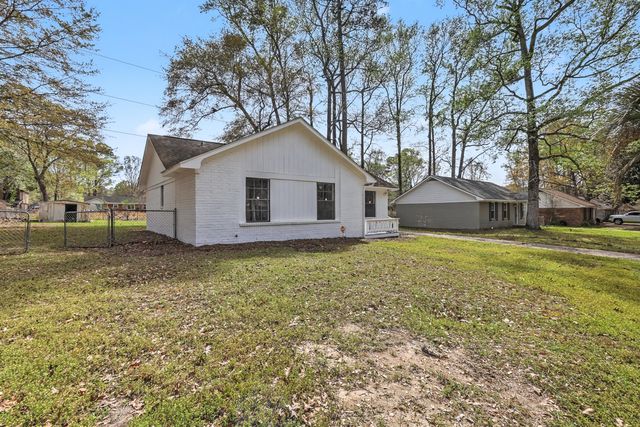 7774 Ginger Lane, North Charleston, SC 29420