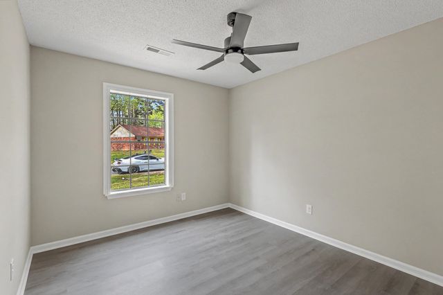 7774 Ginger Lane, North Charleston, SC 29420