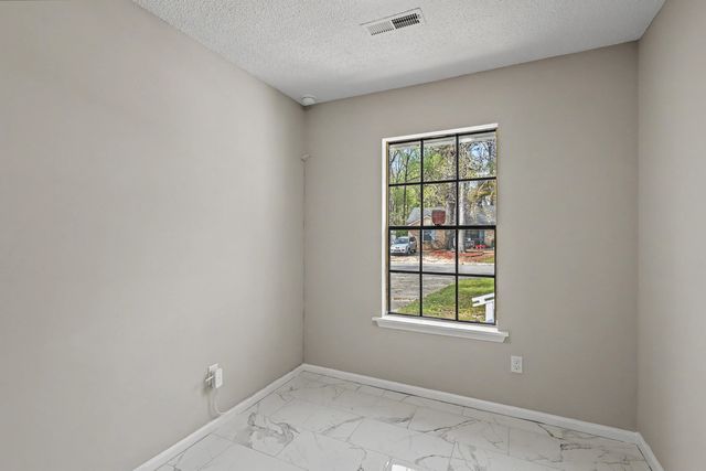 7774 Ginger Lane, North Charleston, SC 29420