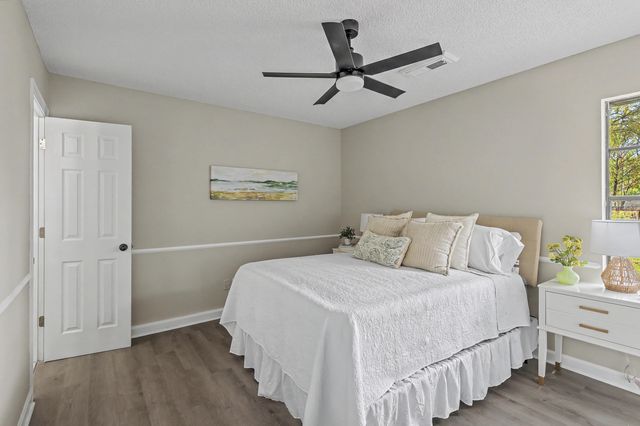 7774 Ginger Lane, North Charleston, SC 29420