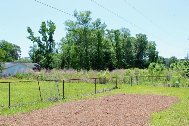 7774 Ginger Lane, North Charleston, SC 29420