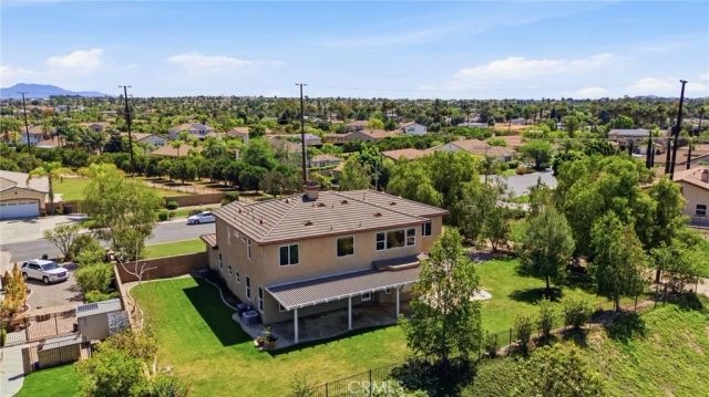 8052 Citricado Lane, Riverside, CA 92508