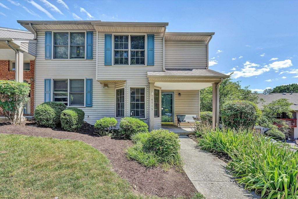4715 Oakcliff DR, Roanoke, VA 24018