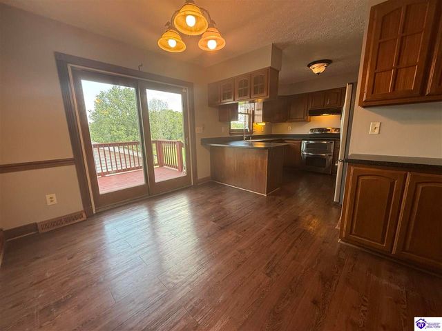 6106 Flaherty Road, Vine Grove, KY 40175