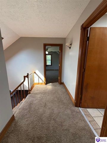 6106 Flaherty Road, Vine Grove, KY 40175