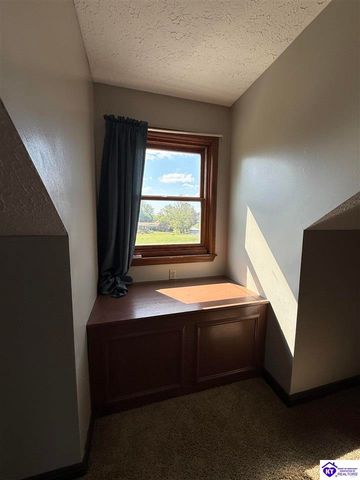 6106 Flaherty Road, Vine Grove, KY 40175