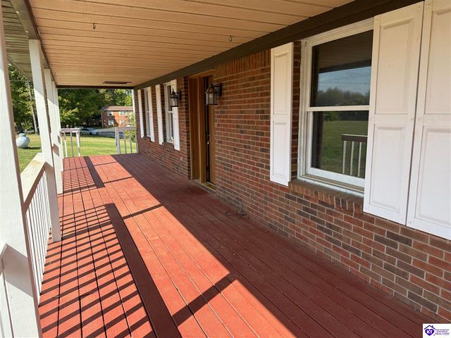 6106 Flaherty Road, Vine Grove, KY 40175