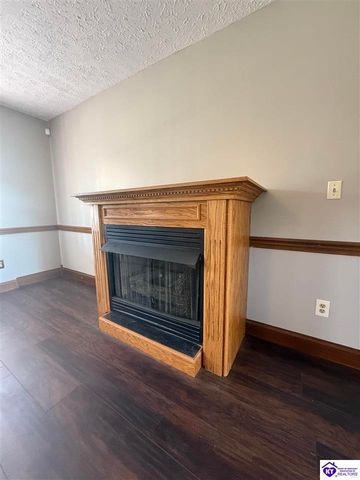 6106 Flaherty Road, Vine Grove, KY 40175