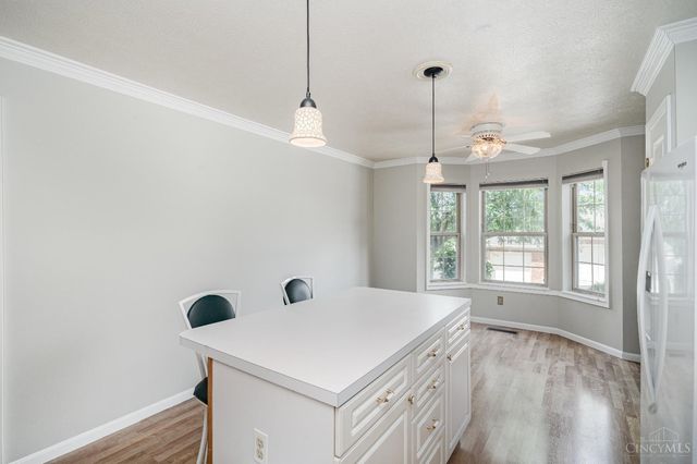 5440 Asbury Lake Drive, Green Twp, OH 45247