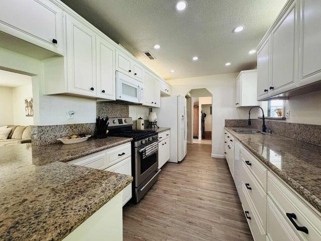 8596 Silver Bridge Road, Palo Cedro, CA 96073