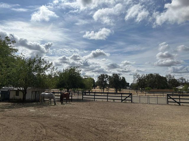 8596 Silver Bridge Road, Palo Cedro, CA 96073