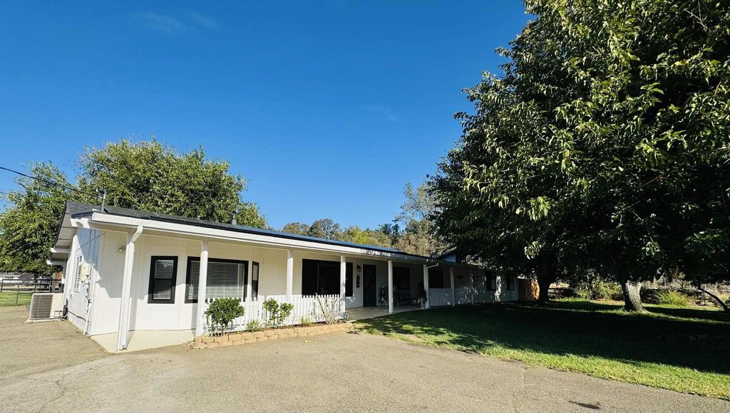 8596 Silver Bridge Road, Palo Cedro, CA 96073