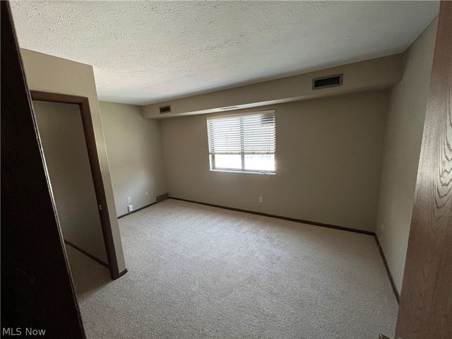 1640 Juniper Drive, Westlake, OH 44145